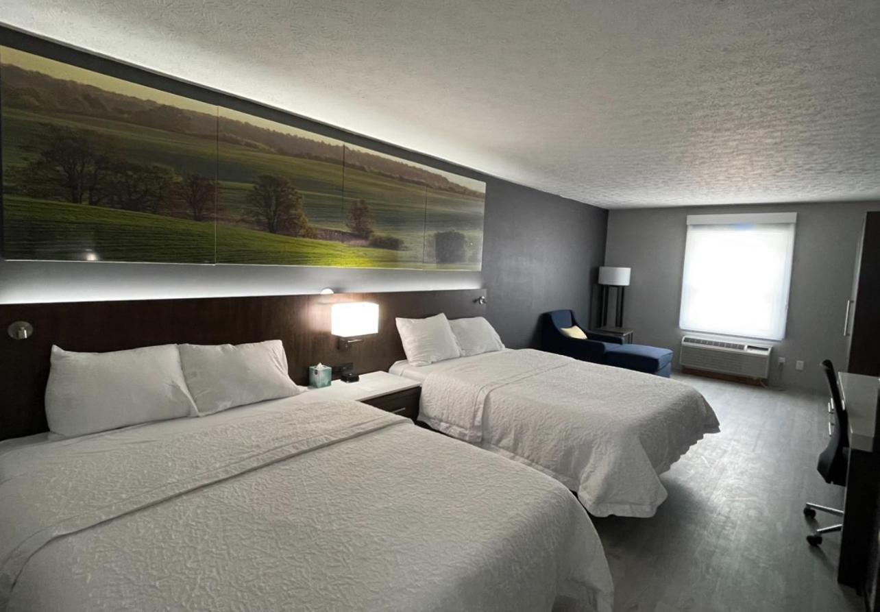 Luxor Inn & Suites, A Travelodge By Wyndham Elkins Exterior foto